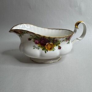 Royal Albert Old Country Roses Gravy Boat Bone China England Floral Gold Trim